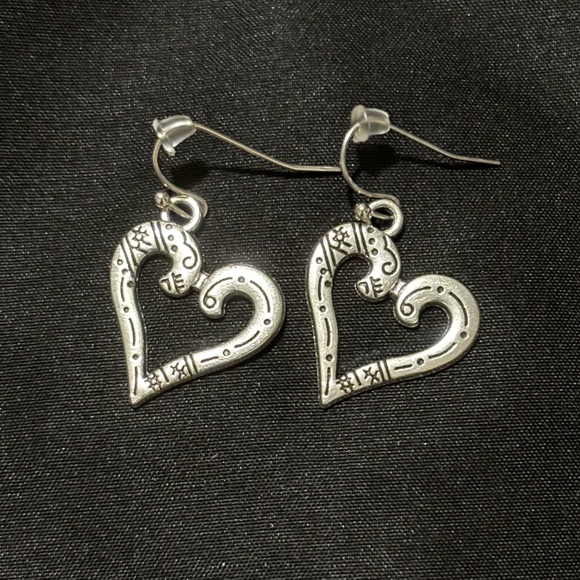 Jewelry - Heart Earrings